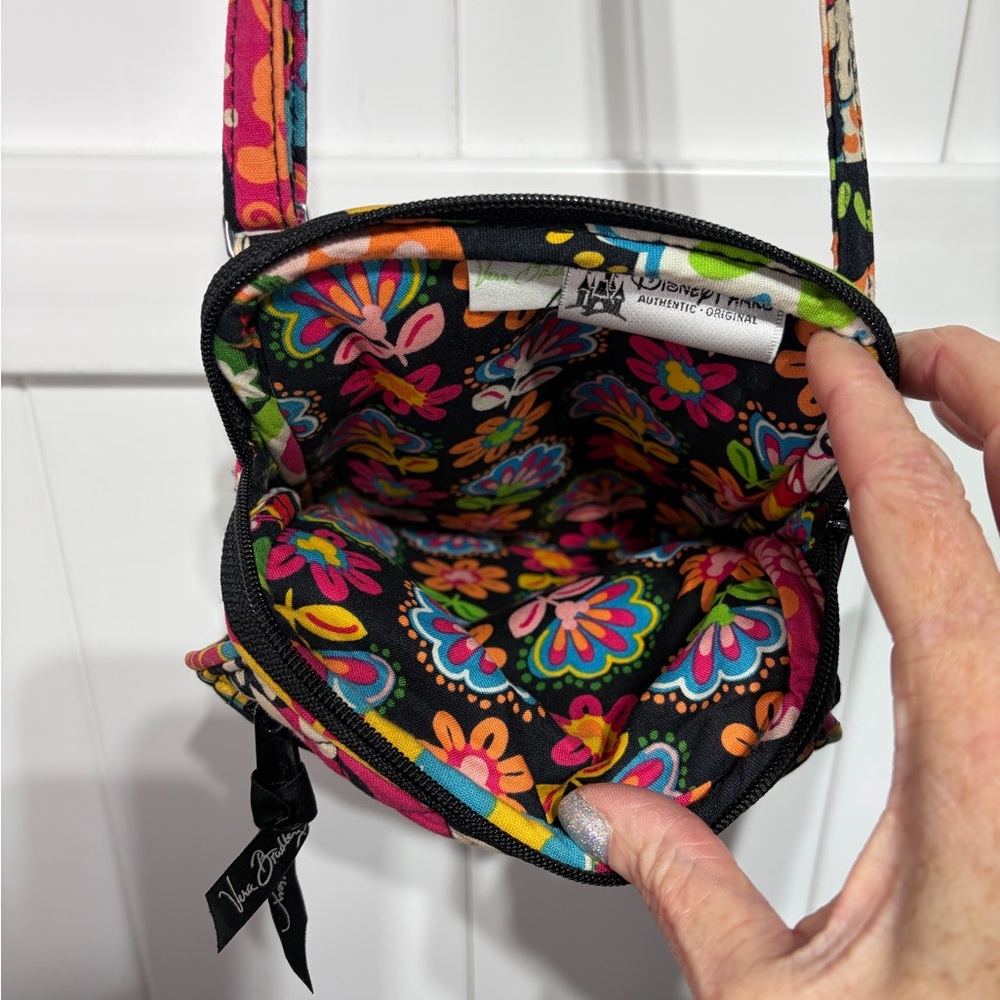Vera Bradley Disney Mickey Mouse paisley quilted crossbody bag - Picture 4 of 9